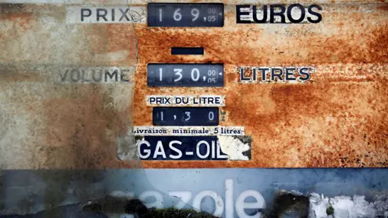Rohoel Zapfsaeule Alt Euro Gazole Reuters Regis Duvignau Stock Adobe Com 1920X Rohoel Zapfsaeule Alt Euro Gazole Reuters Regis Duvignau Stock Adobe Com 1920X